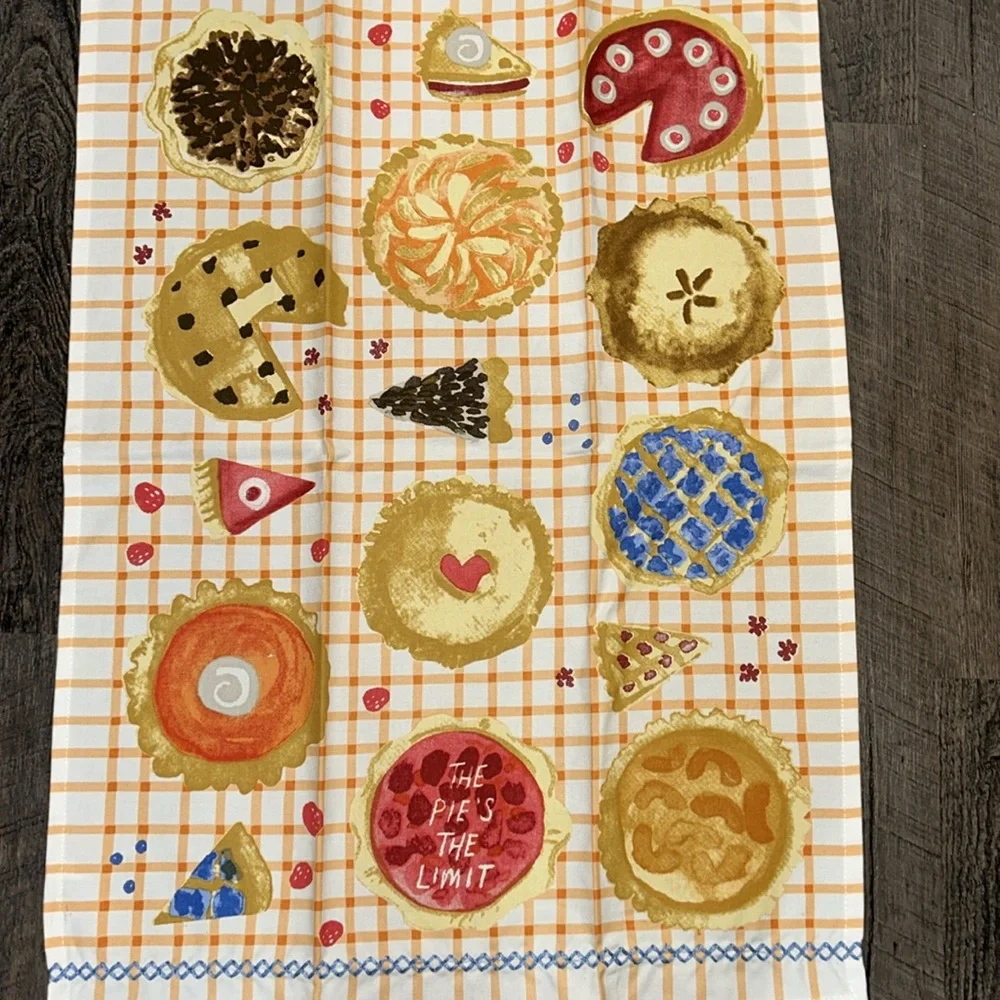 NWOT Anthropologie The Pies The Limit Dish Towel Z439 - Picture 3 of 3